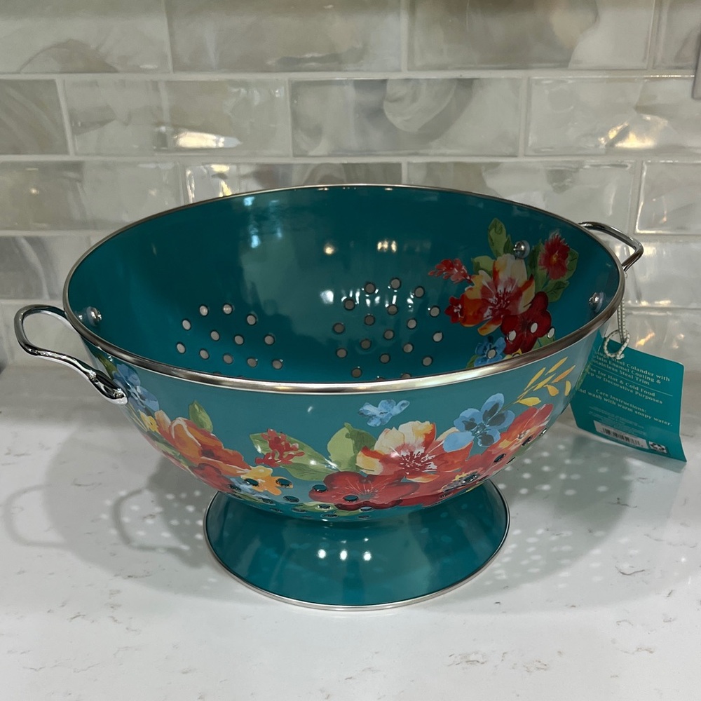 The Pioneer Woman Wildflower Whimsy Teal and Red Floral 5 Quart Colander NWT - Picture 2 of 10
